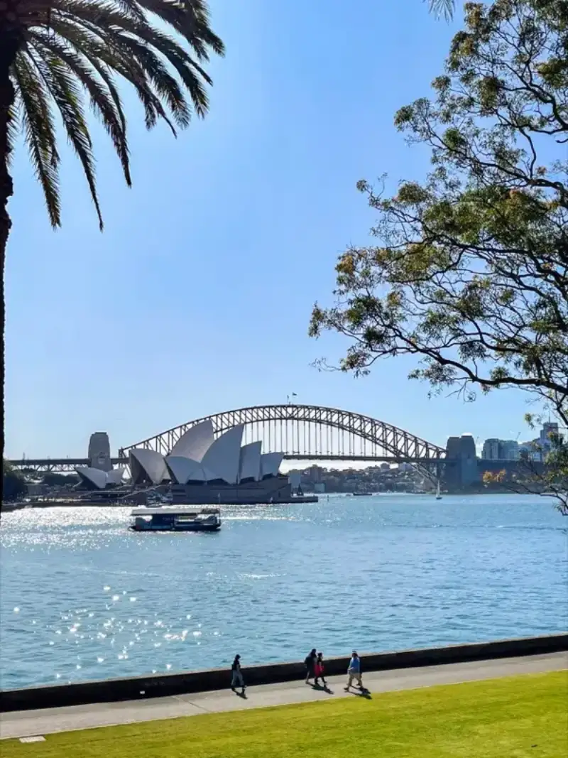 Harbour Bridge resmål med HelloRoam eSIM för internetanslutning