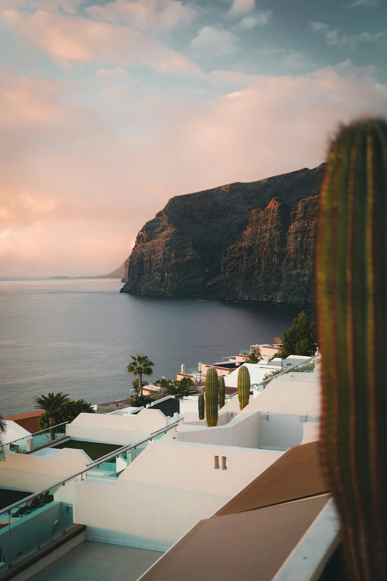 Tenerife eSIM with instant activation - international travel data plans - no roaming fees - 5G mobile network