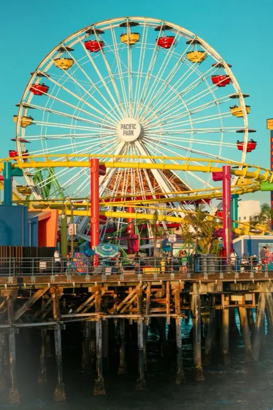 Foto av Santa Monica Pier med HelloRoam eSIM för resedata