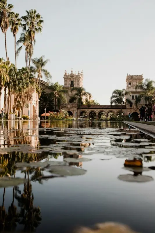Balboa Park punto di riferimento con HelloRoam eSIM per dati di viaggio