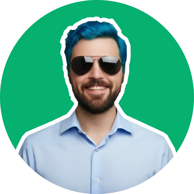 Liam O'Brien, Travel Writer at HelloRoam