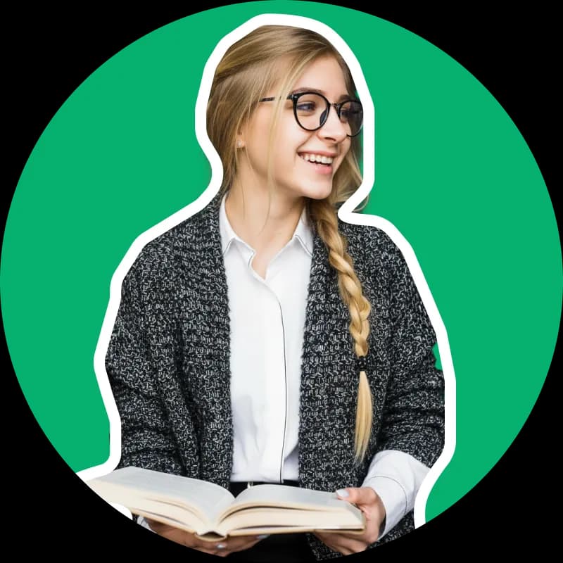 Maria Gutierrez, Travel Writer at HelloRoam