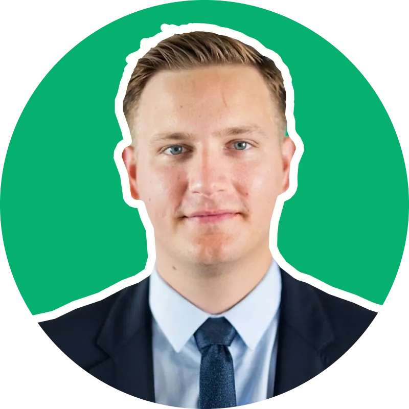 Sean Mitchell, Travel Writer at HelloRoam