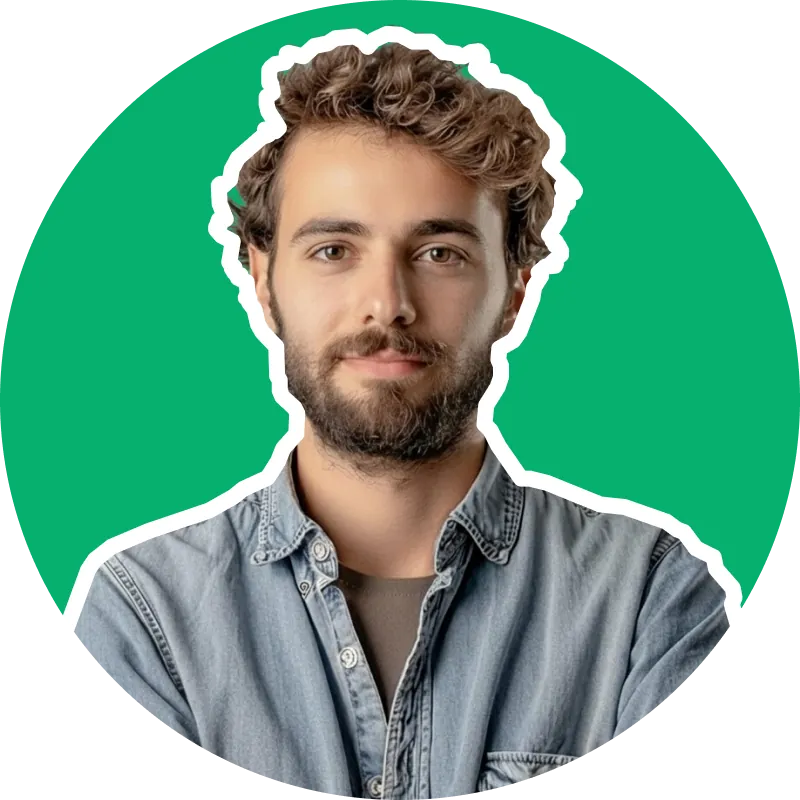 Tomasz Wisnewski, Autor podróżniczy at HelloRoam