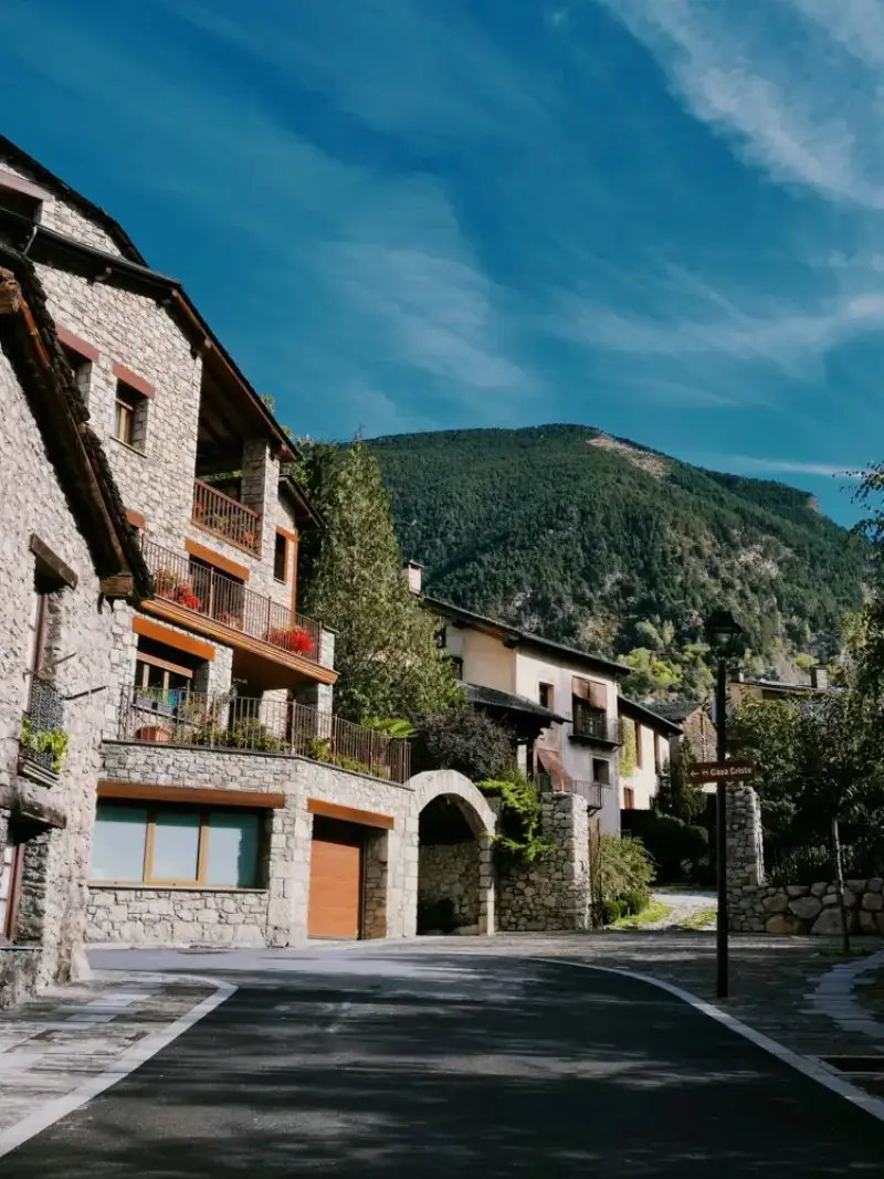 eSIM data plan for Encamp Andorra travelers from HelloRoam with fast mobile coverage