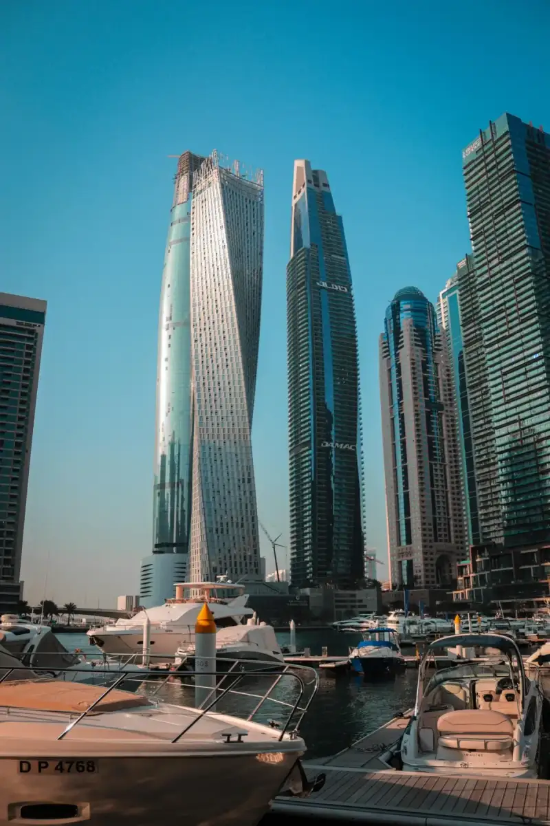 United Arab Emirates 2旅行用HelloRoam アラブ首長国連邦 eSIMプラン