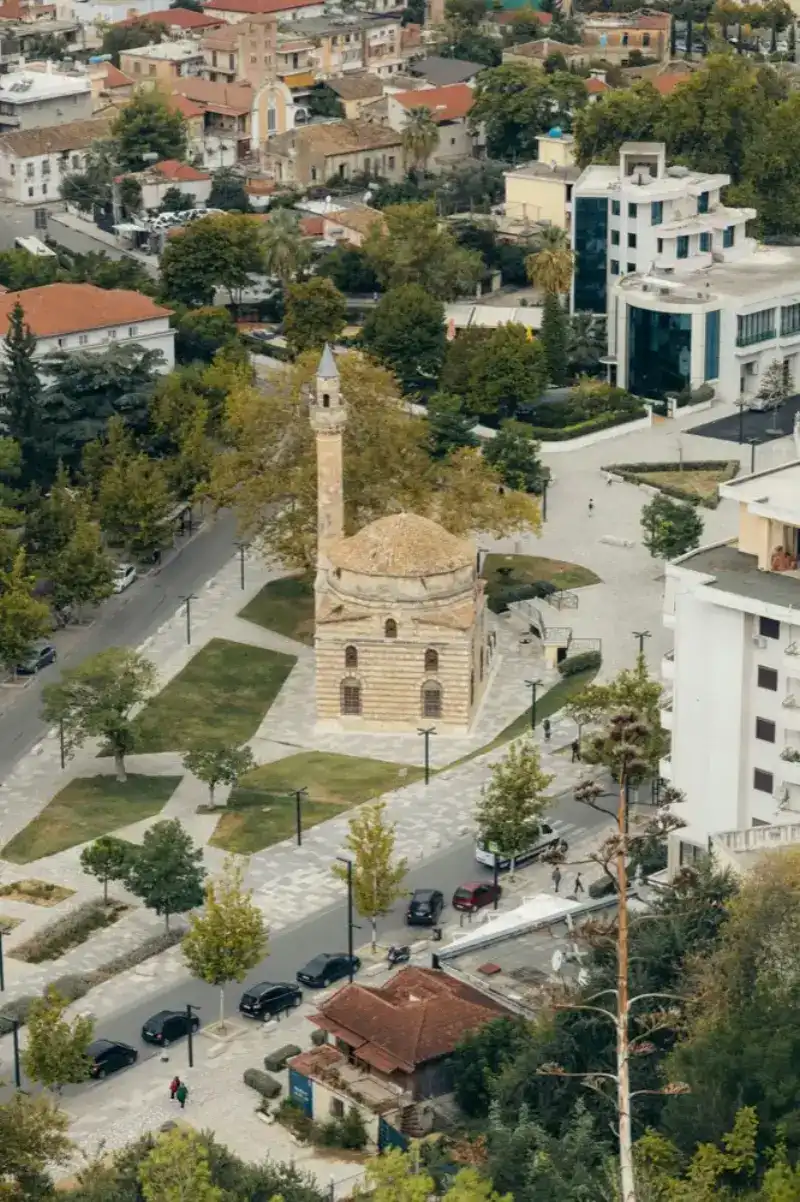 HelloRoam eSIM план за мобилни данни в Vlore, Албания за пътуващи