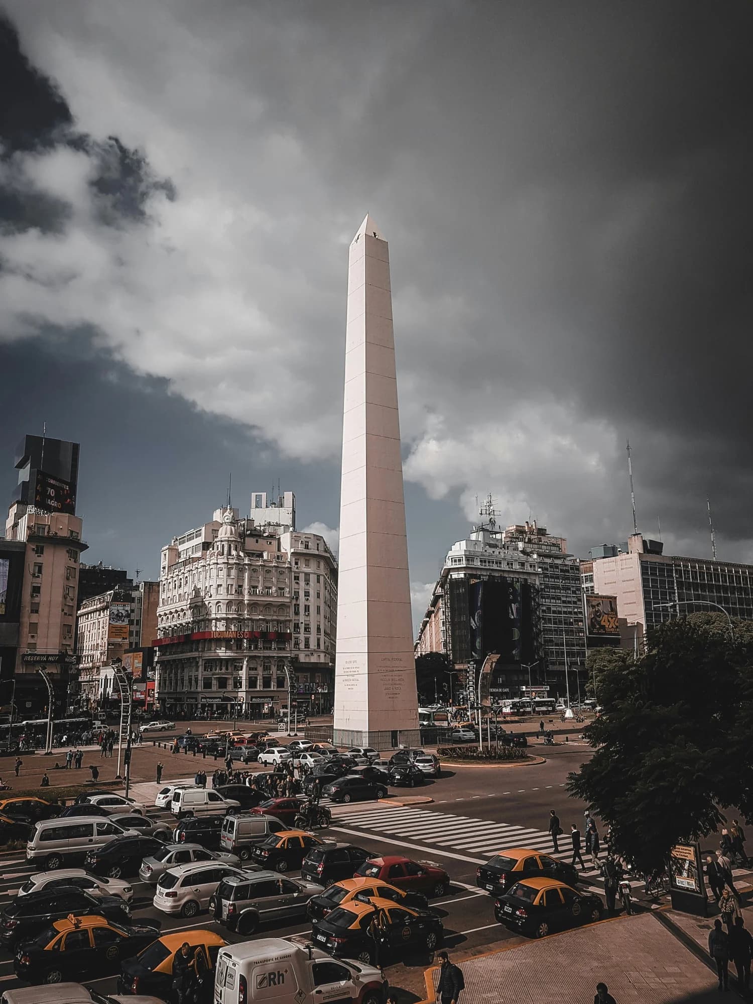 Reliable eSIM data from HelloRoam for travelers visiting Buenos Aires in Argentina