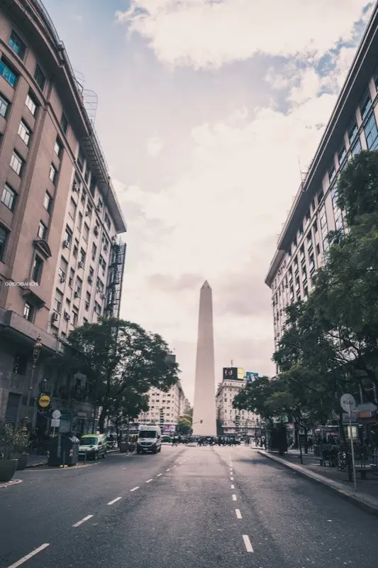 Palacio del Congreso Nacional Argentine National Congress са HelloRoam eSIM планом за податке за повезаност путника