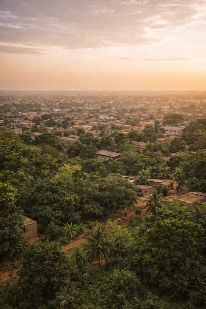 HelloRoam bietet eSIM mit schnellen Daten in Bobo Dioulasso für Burkina Faso-Reise