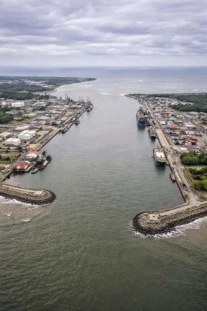 Kuala Belait Brunei z planem eSIM HelloRoam dla podróżnych