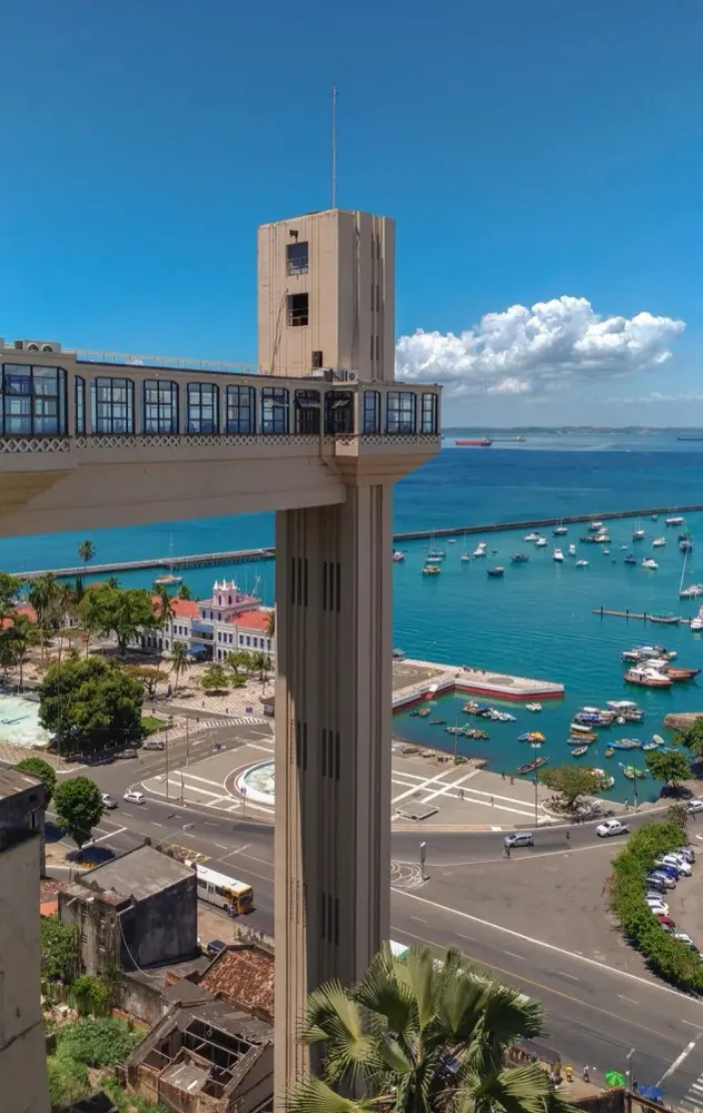 Мобильный интернет в Salvador с eSIM HelloRoam для поездки в Бразилия