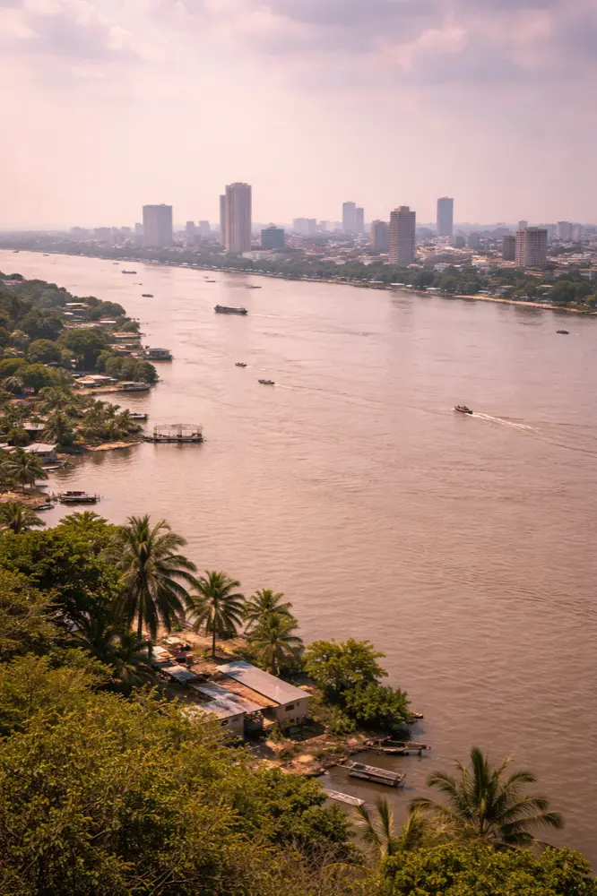 Kinshasa in Democratic Republic of the Congo with HelloRoam eSIM data plans for international travel coverage