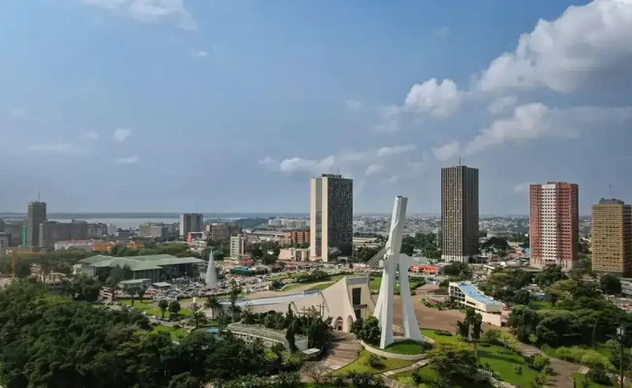 Ivory Coast eSIM data plan for Abidjan travel coverage with HelloRoam mobile service
