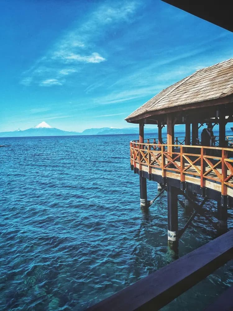 HelloRoam eSIM для Llanquihue, Чили с быстрым мобильным подключением