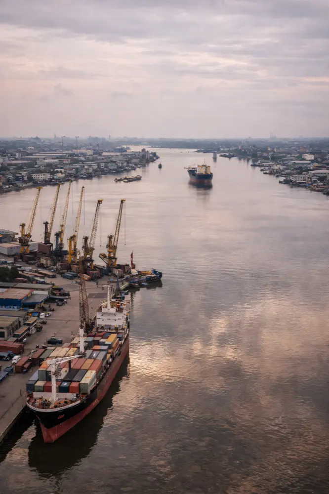 HelloRoam eSIM dátový plán pre Douala, Kamerun pre cestovateľov