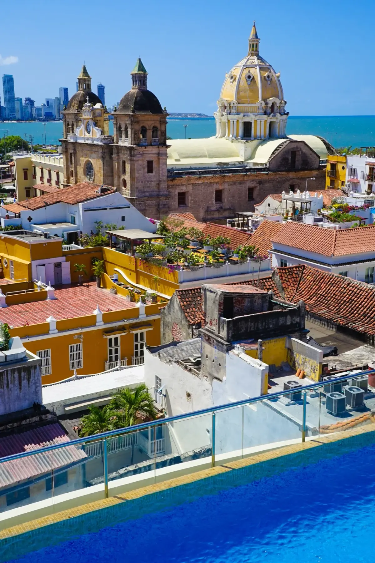 Colombia eSIM with instant activation - international travel data plans - no extra fees - 5G mobile network