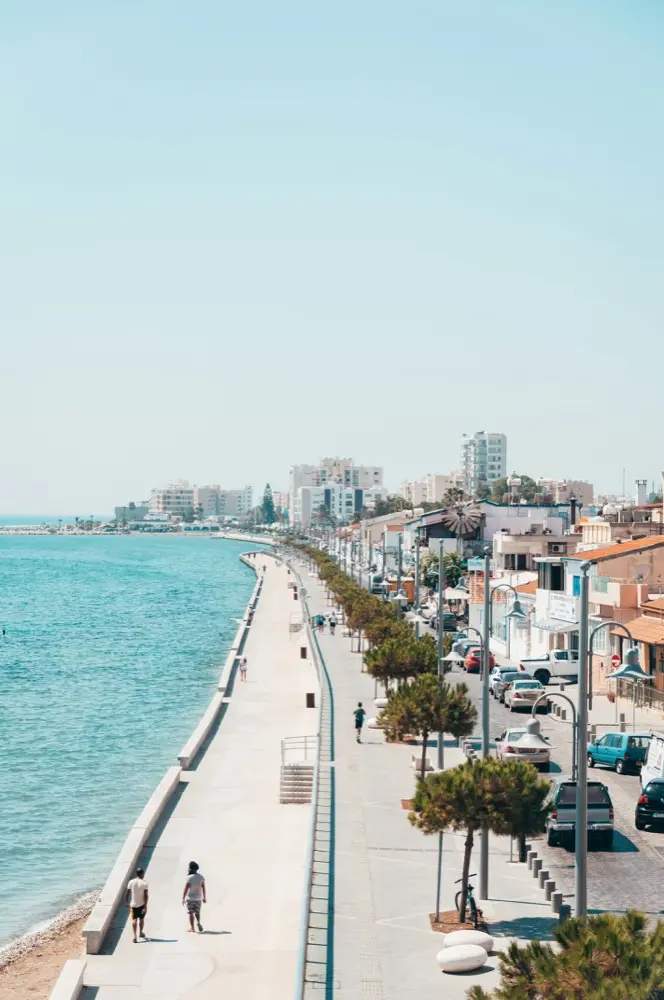 Larnaca में HelloRoam eSIM डेटा प्लान, साइप्रस यात्रा के लिए