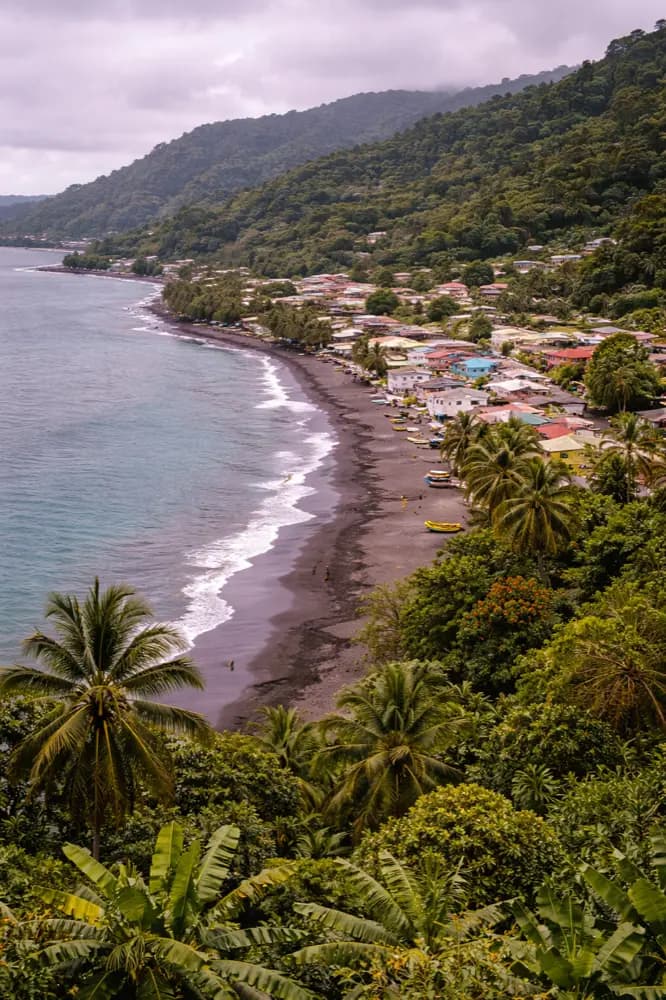 Pelan HelloRoam eSIM untuk Mahaut Dominica dengan internet