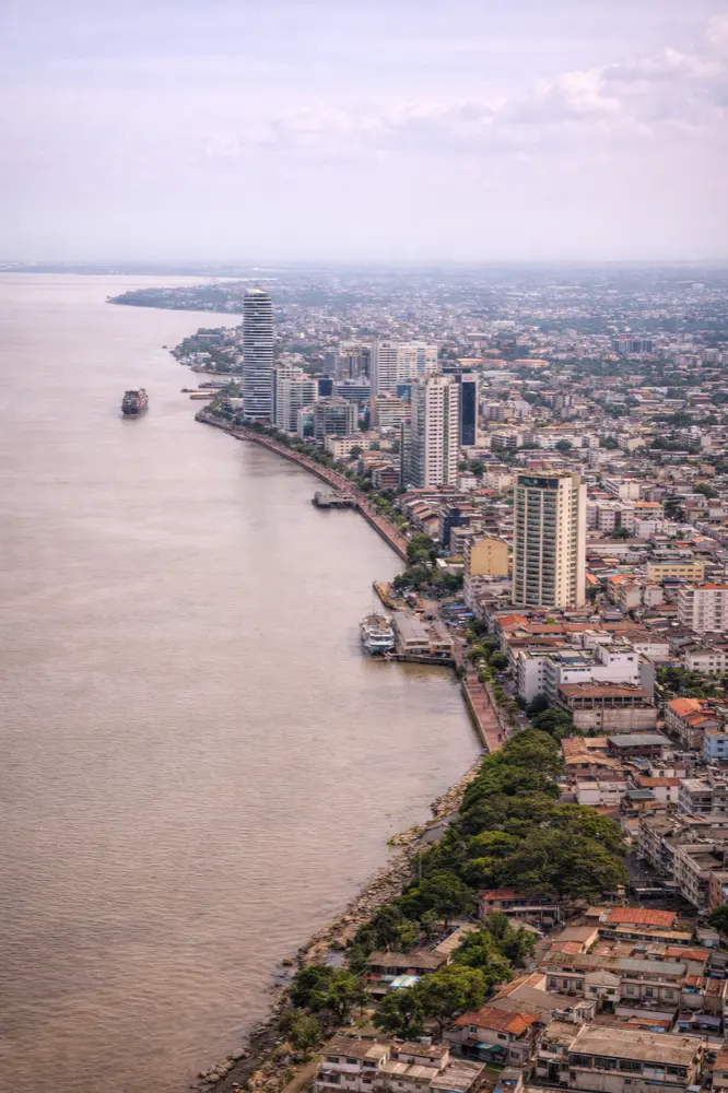 Guayaquil Ecuador med HelloRoam eSIM mobildata for reisende