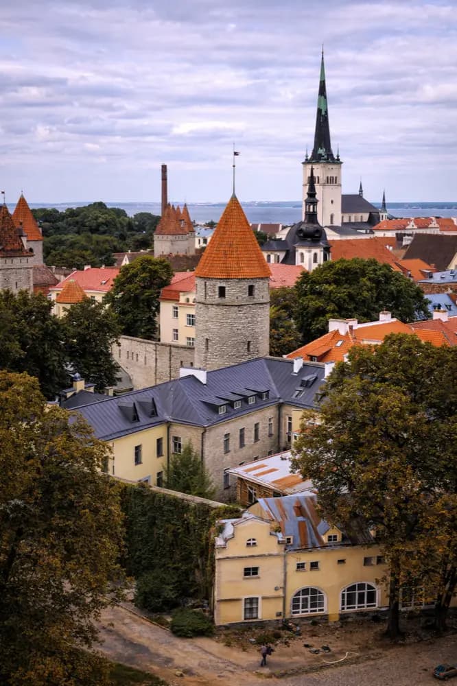 Acoperire eSIM în Tallinn, Estonia de la HelloRoam cu internet mobil rapid