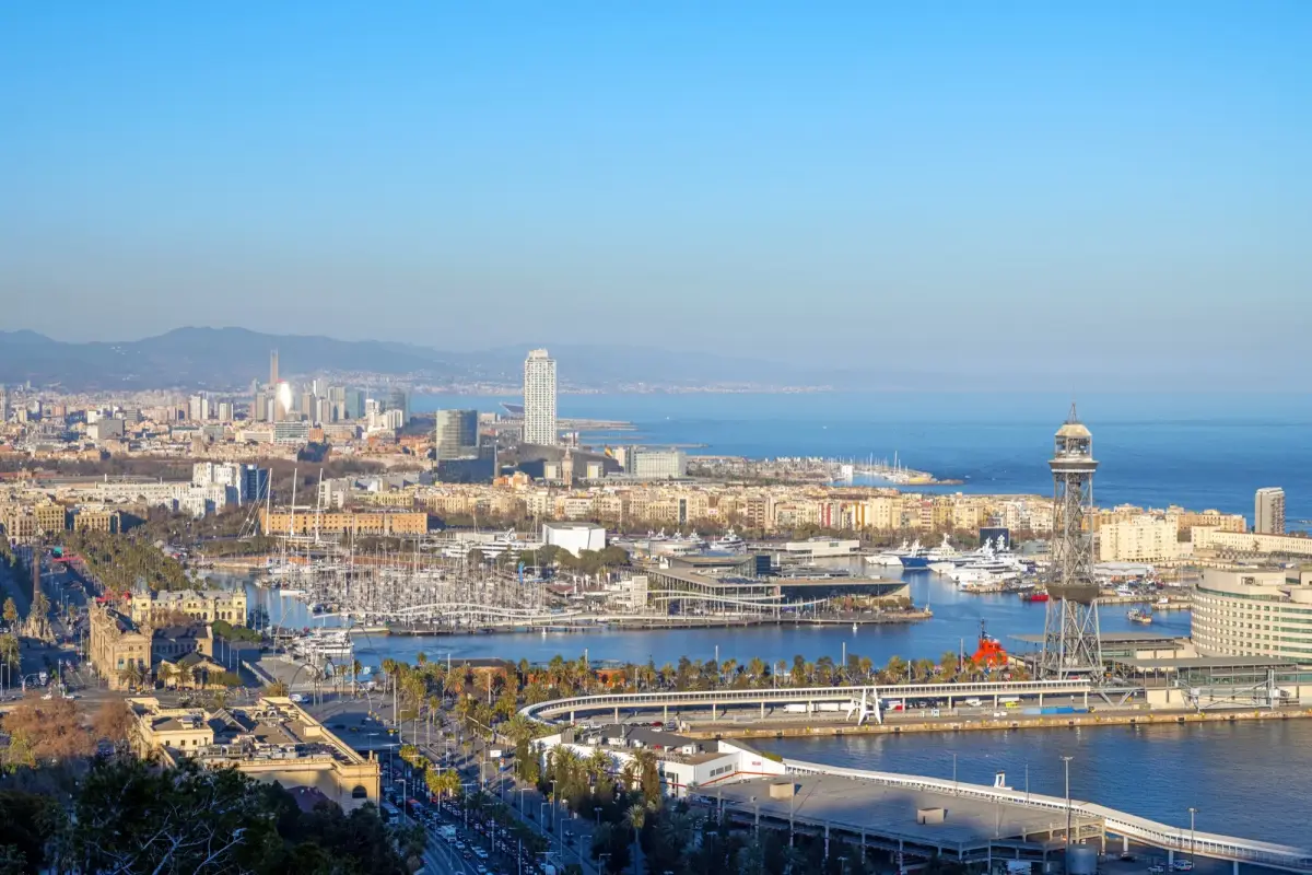 HelloRoam eSIM para Barcelona Espanha com internet móvel para viajantes