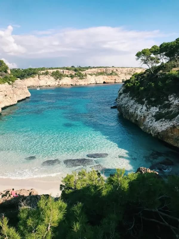 Cala Des Moro in Mallorca Spain with HelloRoam eSIM data plan connectivity while traveling