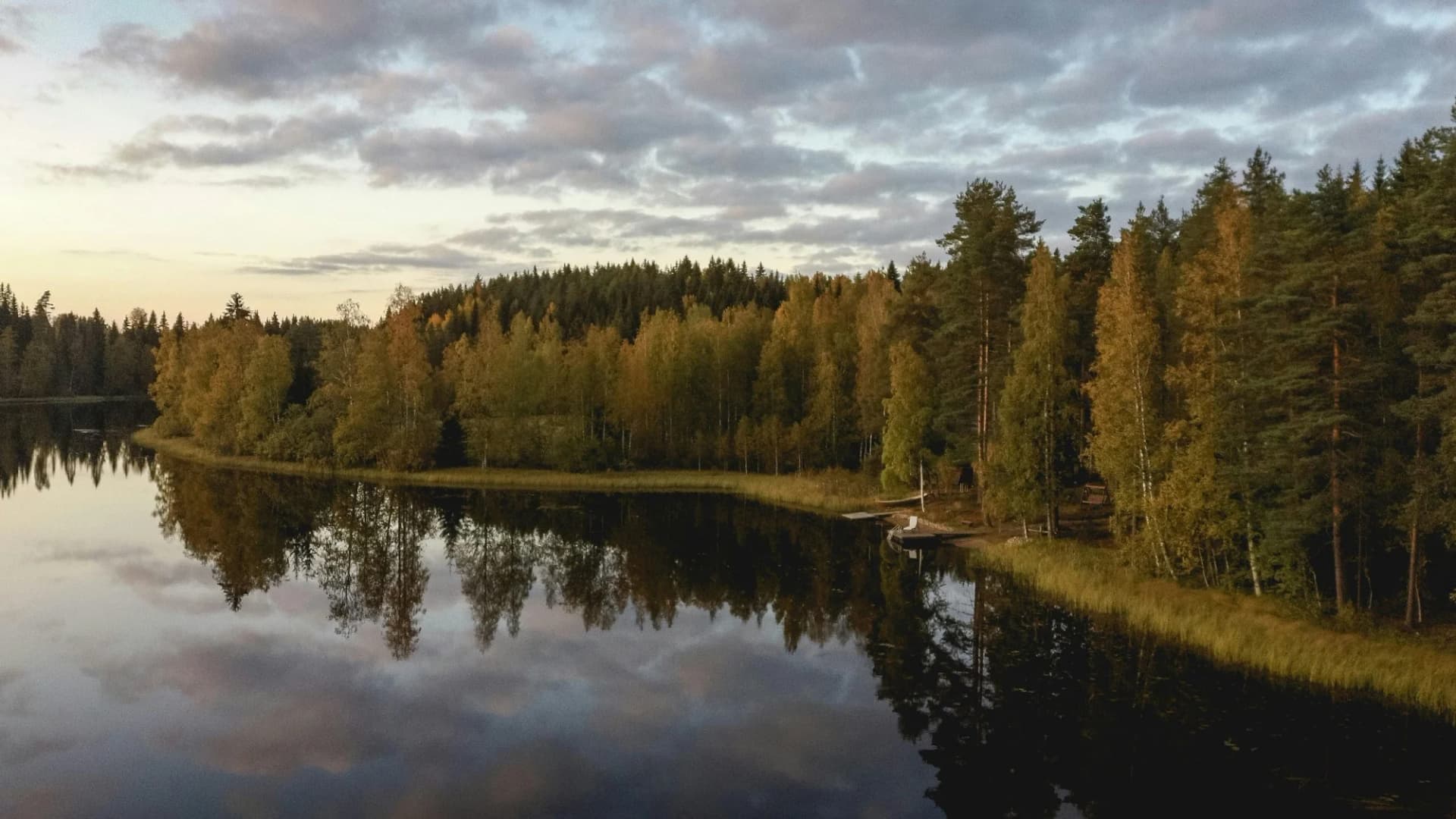 HelloRoam eSIM ger mobildata i Finland utan fysiskt SIM-kort