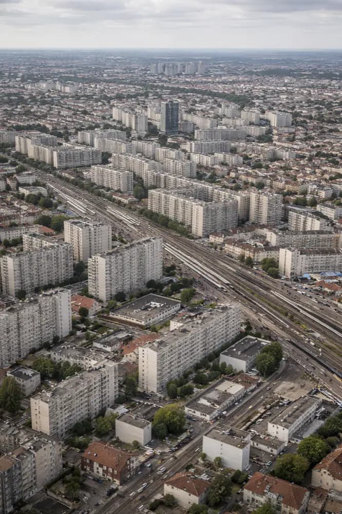 Seine Saint Denis eSIM HelloRoam ile Fransa mobil internet kapsamı