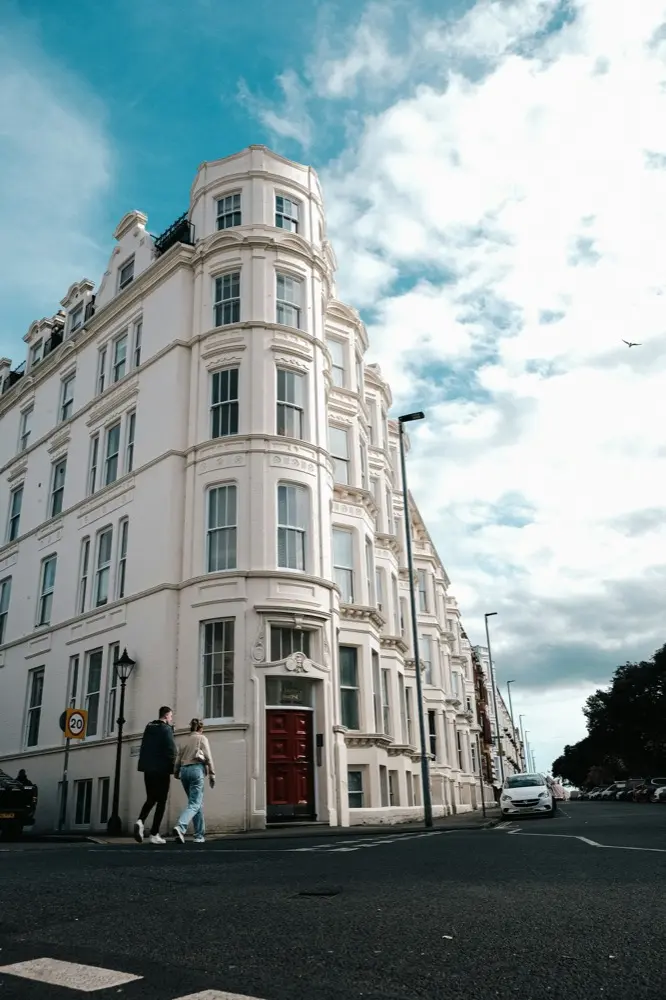 eSIM pokrivenost u Hampshire uk, Ujedinjeno Kraljevstvo od HelloRoam sa brzim mobilnim internetom