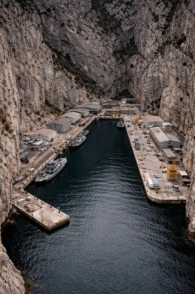 Mobile Daten in Rosia Gibraltar mit HelloRoam eSIM für Reisende