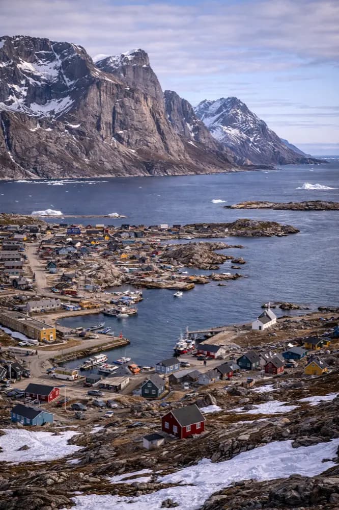 Couverture mobile HelloRoam à Nanortalik en Groenland avec forfait eSIM pour voyageurs internationaux