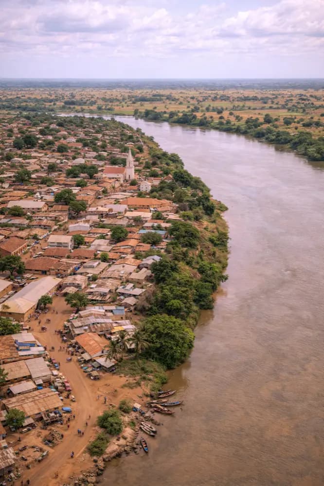 Datos móviles en Bafata Guinea-Bisáu con plan eSIM de HelloRoam para turistas
