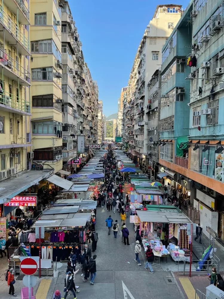 Internet mobilny w Tai po hong kong z eSIM HelloRoam na podróż po Hongkong