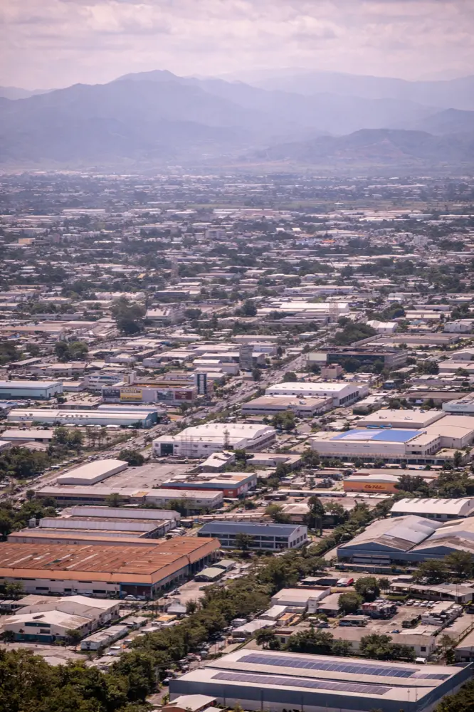 خطة بيانات eSIM من HelloRoam في San Pedro Sula هندوراس مع تغطية موبايل سريعة