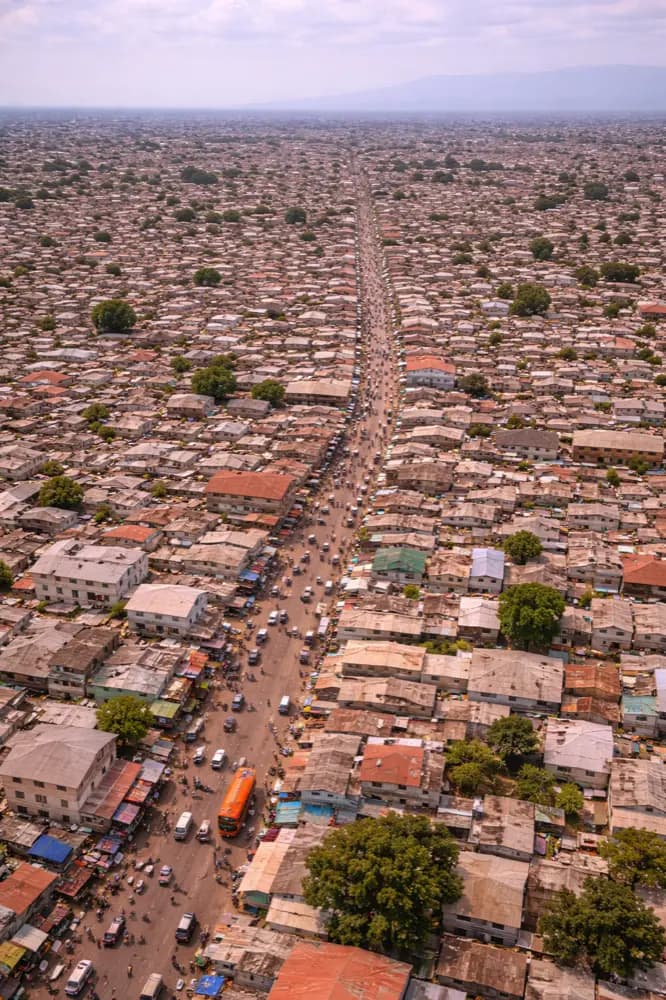 HelloRoam propose des données mobiles eSIM pour Carrefour en Haïti avec couverture réseau fiable