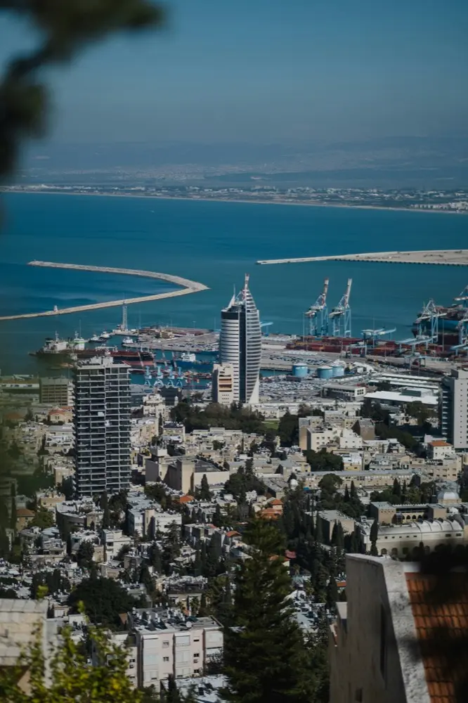 HelloRoam eSIM עם אינטרנט סלולרי ב-Haifa ישראל