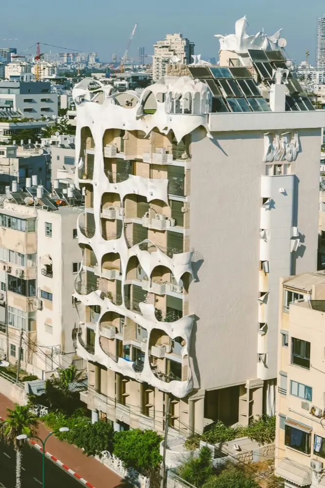 HelloRoam propose des données mobiles eSIM pour Tel Aviv en Israël avec couverture réseau fiable