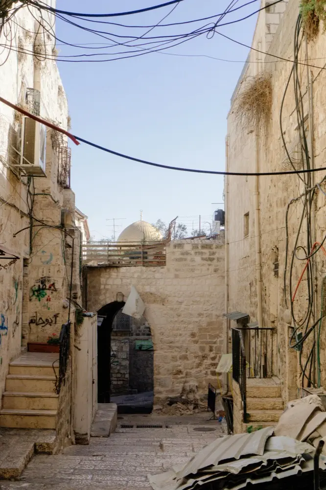HelloRoam propose des données mobiles eSIM pour West Jerusalem en Israël avec couverture réseau fiable
