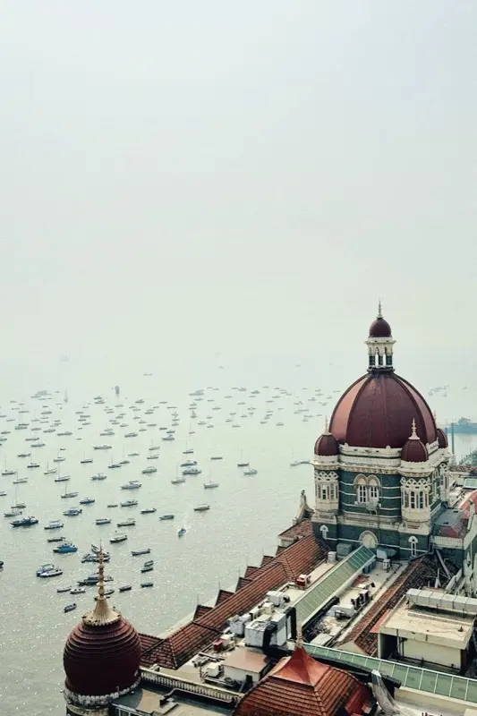Taj Mahal Palace Hotel Mumbai con plan de datos HelloRoam eSIM para conectividad de viajeros
