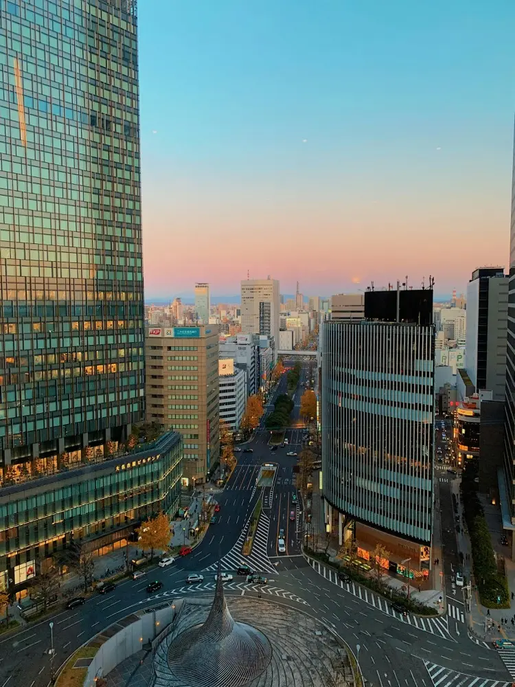 eSIM de voyage HelloRoam pour Nagoya en Japon avec couverture réseau mobile rapide et fiable