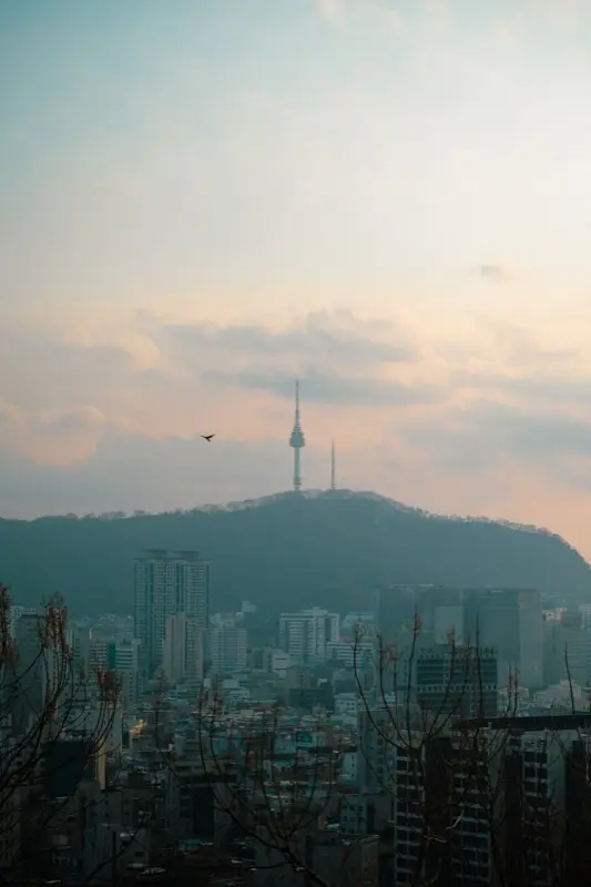 Namsan Seoul Tower N Seoul Tower su HelloRoam eSIM ryšiu keliautojams visame pasaulyje