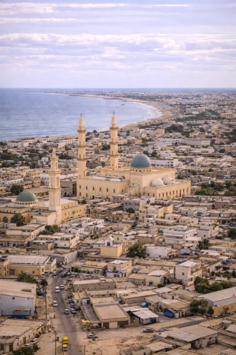 HelloRoam ofrece eSIM con datos rápidos en Zliten para recorrer Libia
