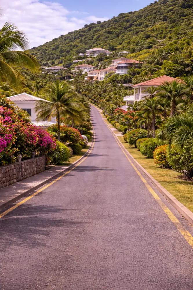 HelloRoam eSIM-dataplan voor Anse Marcel in Sint-Maarten met snelle mobiele dekking