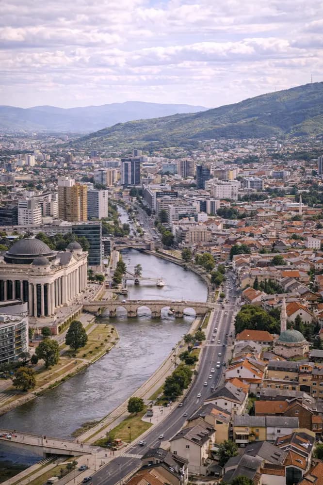 eSIM lefedettség Skopje, Észak-Macedónia területén a HelloRoam gyors mobilnetével