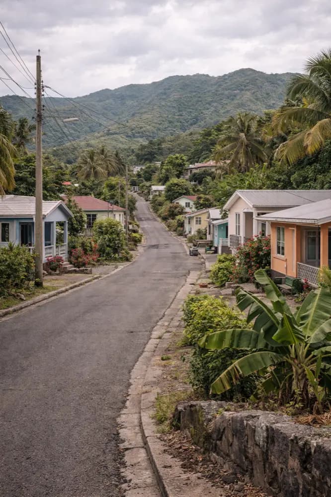 Salem Montserrat travel data plan from HelloRoam eSIM with reliable mobile coverage