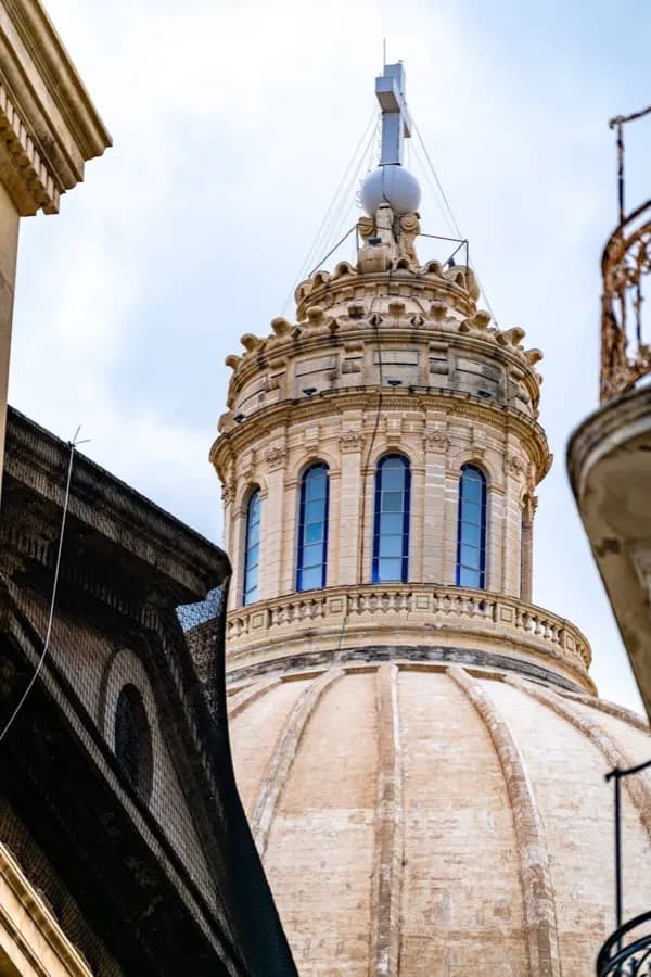 eSIM data plan for Valletta, Malta, with GO and Vodafone 5G coverage in the walled capital