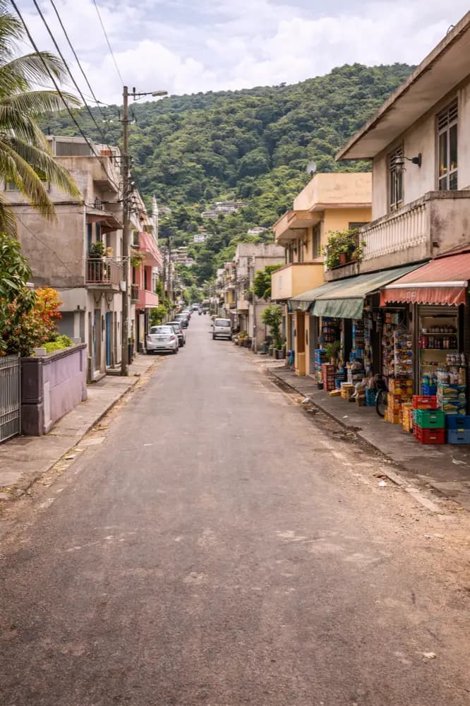 HelloRoam eSIM con cobertura en Beau Bassin Rose Hill para viajar por Mauricio