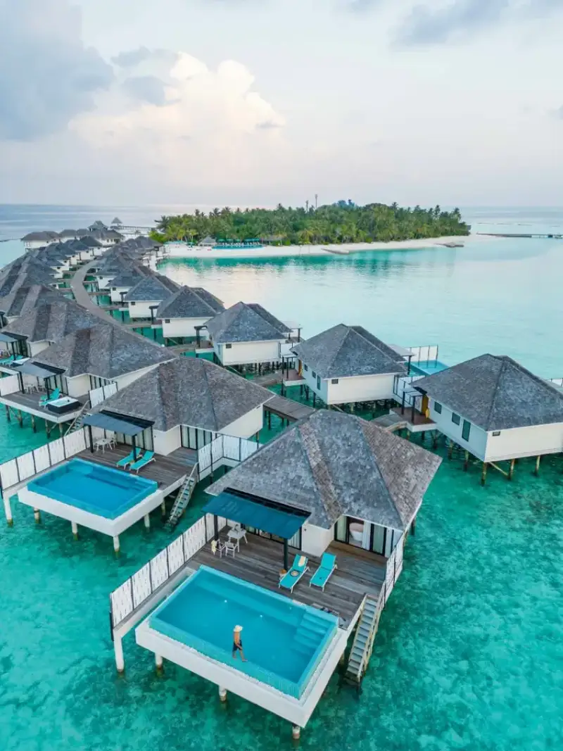 HelloRoam mobile data plan for visiting Male Maldives with reliable eSIM service