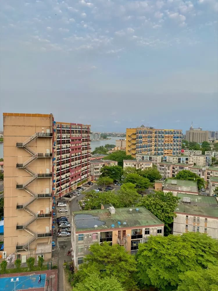 eSIM-Reiseplan von HelloRoam für Victoria mit Internet in Nigeria